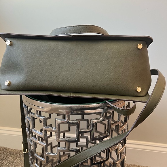 NWT Anne Klein Large Tote Bag comes in this Dark Olive color great for the fall. - Picture 4 of 6